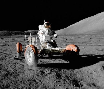 imagenes del hombre en la luna vehiculo
